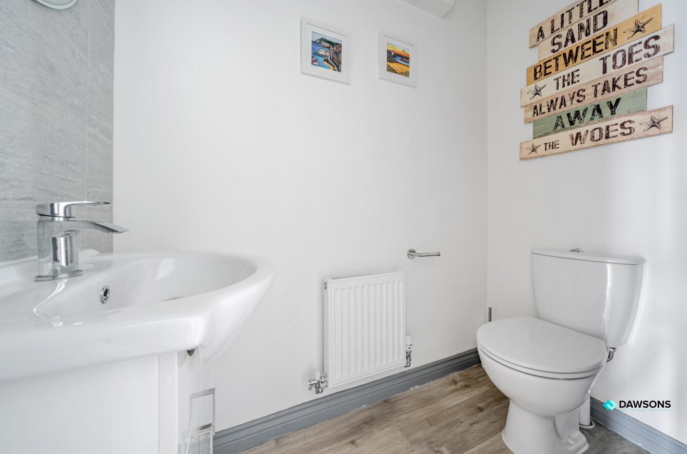 Heol James Gravell, Llanelli, SA15 4BX